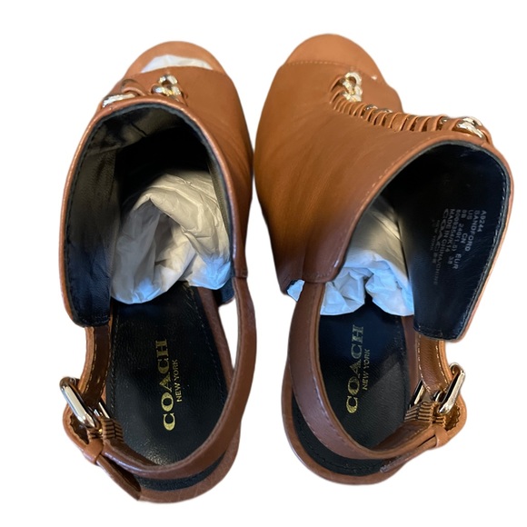 Coach Camel Leather Peep-Toe Ankle Boot with Gold Chain in size 8 - Picture 3 of 10